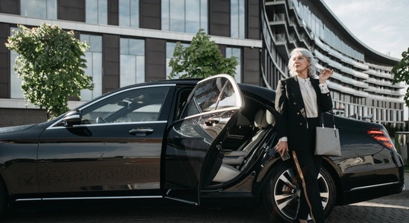 City tours service with a luxury chauffeur-driven vehicle for comfortable sightseeing and private travel.