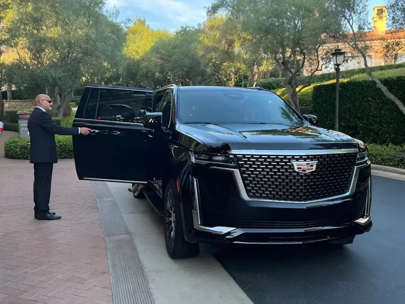 Luxury SUV Chauffeur Service Chicago with a premium SUV and professional chauffeur for executive and airport transportation.