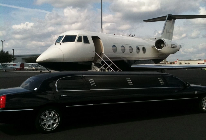 airport limo Greektown NY