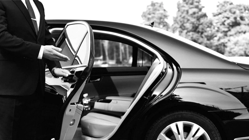 Chauffeur hailing