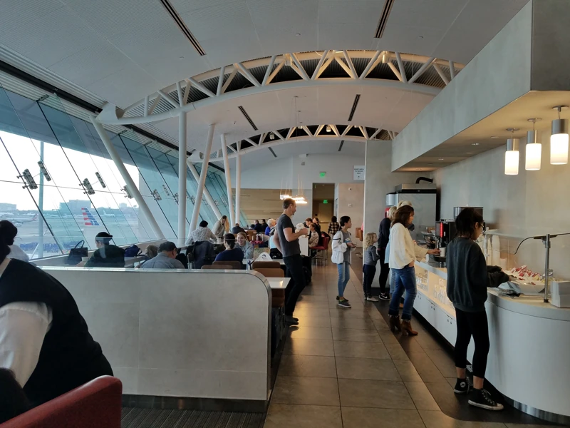 Guide To The Admirals Clubs At Lax