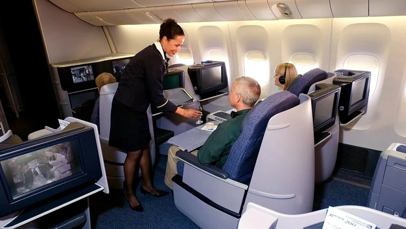 Secret elite status programs of airlines