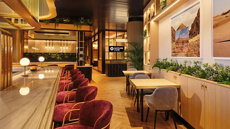 guide to Phoenix Airport lounge
