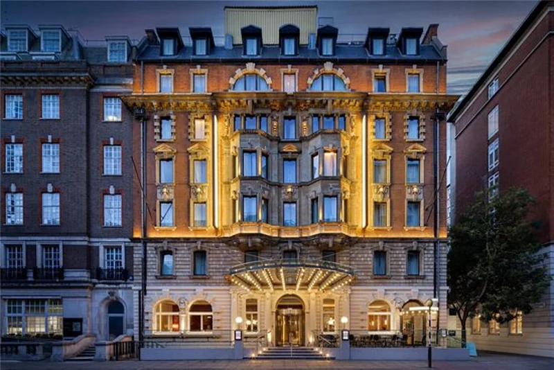 luxury hotels in London